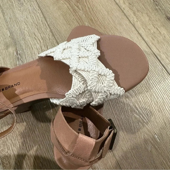 Lucky Brand BrownLeather Crochet Platform Sandal with Ankle Strap Sz 9.5 NWOT - Picture 3 of 12